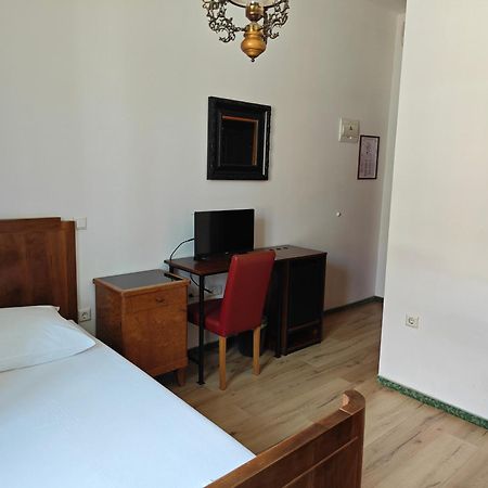 Hotel park Ptuj Buitenkant foto