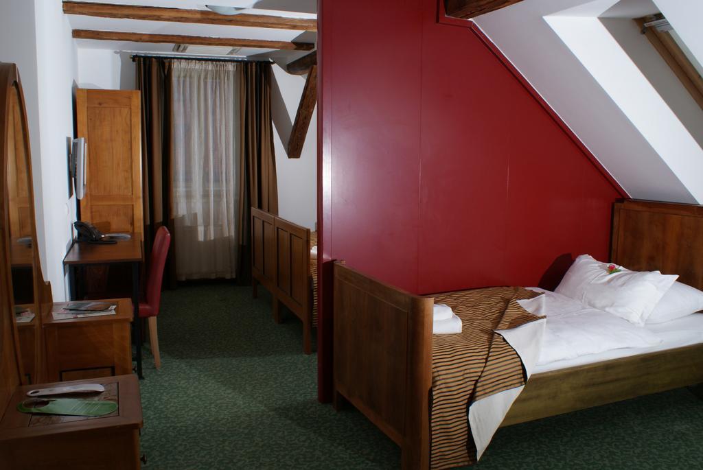 Hotel park Ptuj Buitenkant foto