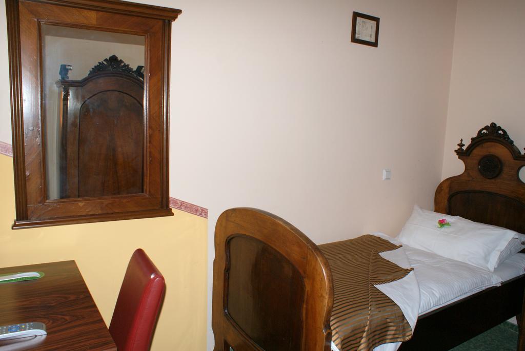 Hotel park Ptuj Buitenkant foto