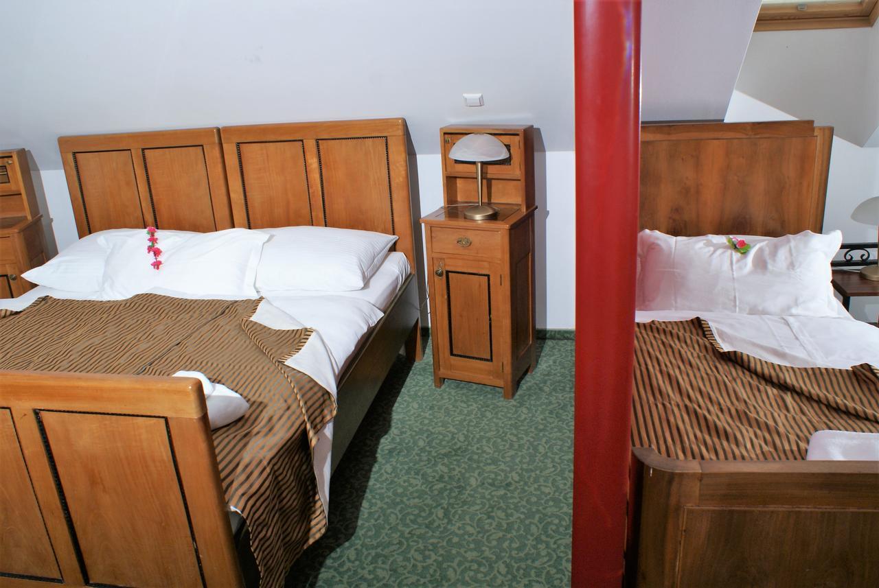 Hotel park Ptuj Buitenkant foto