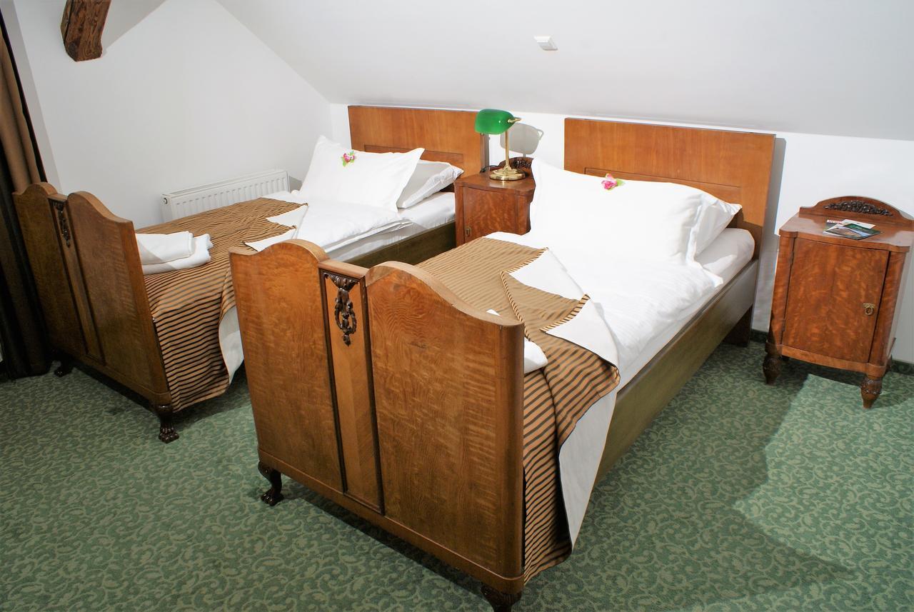 Hotel park Ptuj Buitenkant foto
